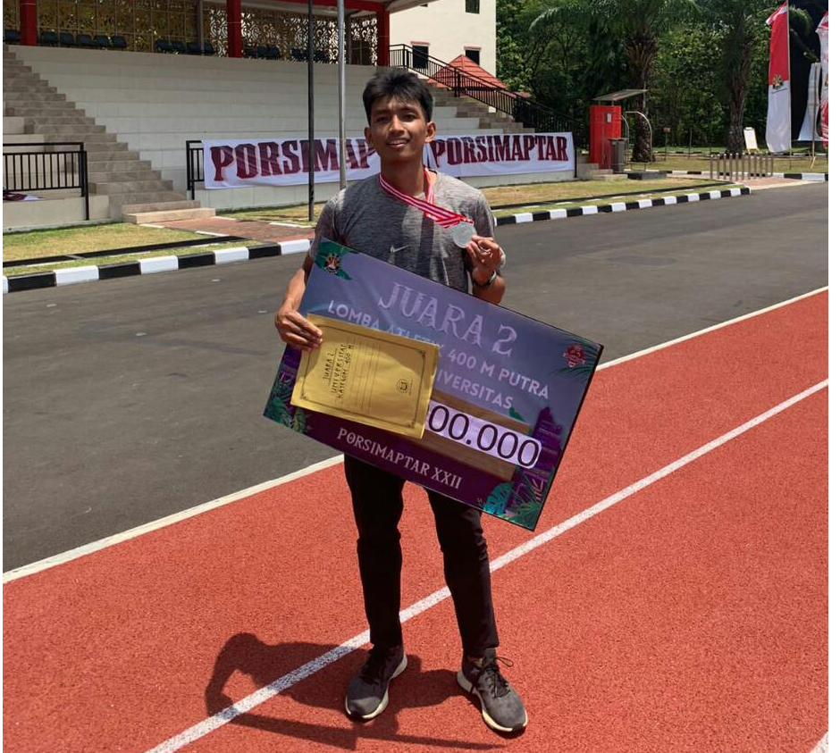 MEDALI SILVER NOVA MUHAMMAD SYAIFULLAH 400M PUTRA TINGKAT UNIVERSITAS ...