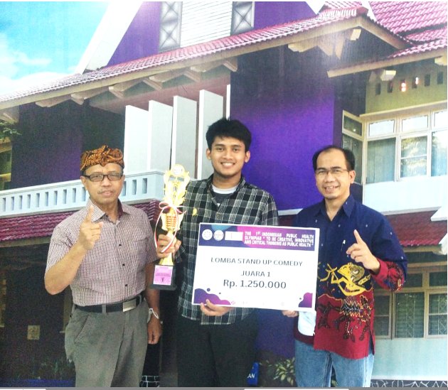 Mahasiswa FKM UNDIP Juara 1 Lomba Stand Up Comedy The 1st Indonesian Public Health Olimpiad AIPTKMI